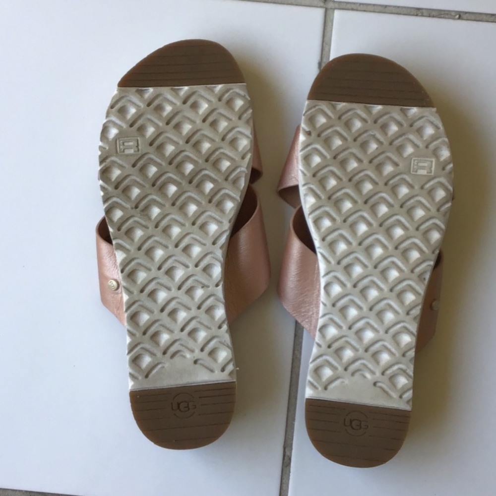 Ugg metallic Kari sandal - Picture 3 of 10
